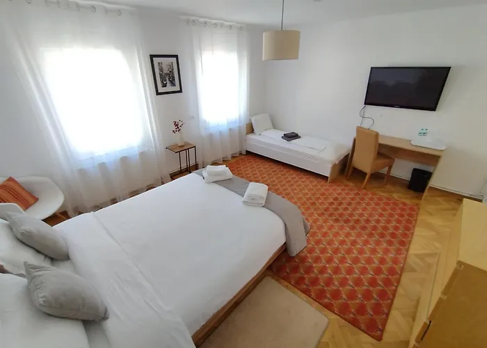 Friends - Station - Self Check-in דירה *