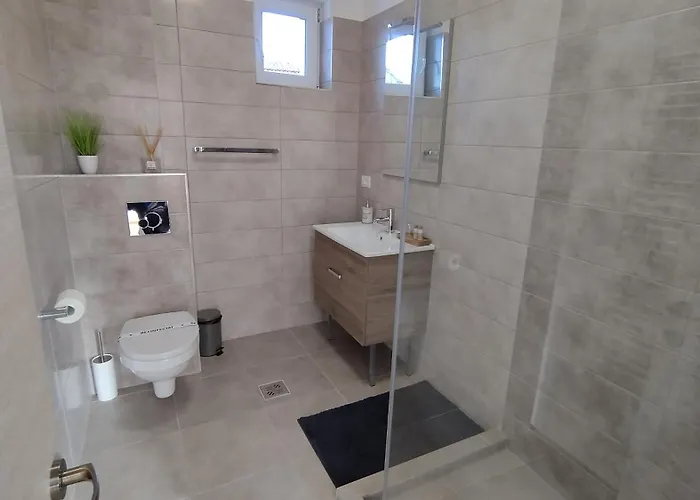 Friends - Station - Self Check-in דירה בראשוב