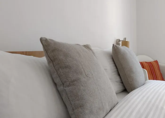 Friends - Station - Self Check-in *